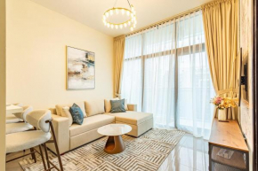 Stylish 1BR Business Bay - Near Metro - Balcony with City Views